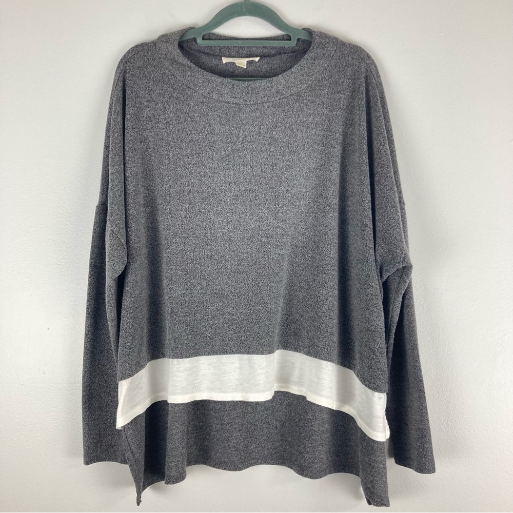 Onetheland oversized sweater top hi low medium two toned front